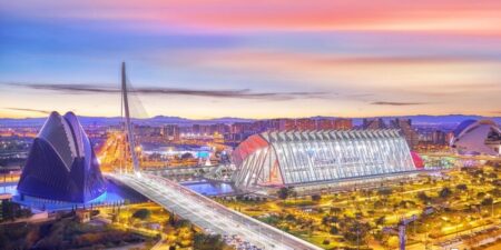 Skybar, mar y sostenibilidad: así es Sea You Port Valencia